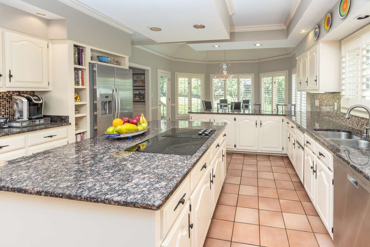1170 Oak River Road Memphis, TN 38120 - Photo 8 of 25 Gallery Image 8