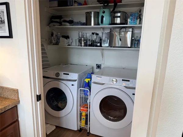 $420,000 | 300 San Gabriel Village Boulevard, Unit 521, Georgetown, TX 78626