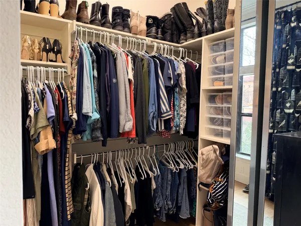 $420,000 | 300 San Gabriel Village Boulevard, Unit 521, Georgetown, TX 78626