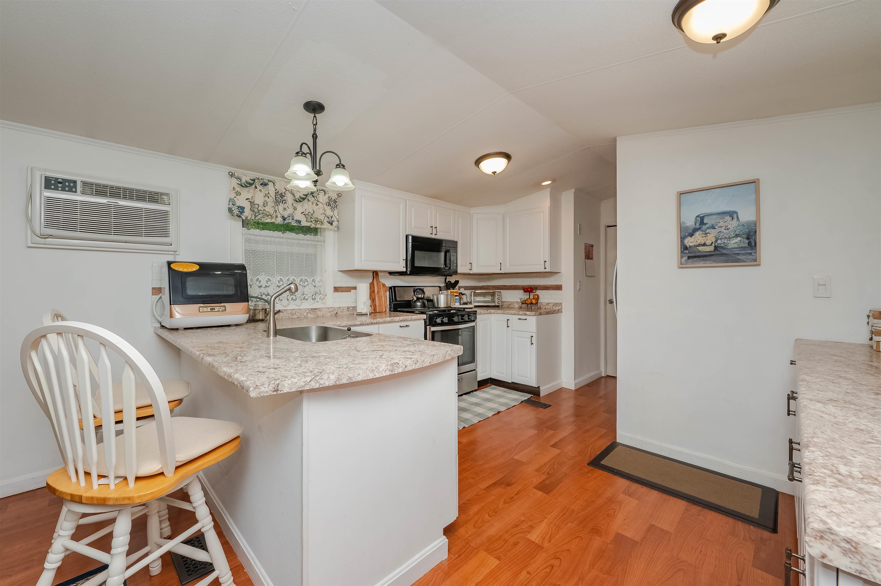 321 Chestnut Hill Road Rochester, NH 03867 - Photo 5 of 45