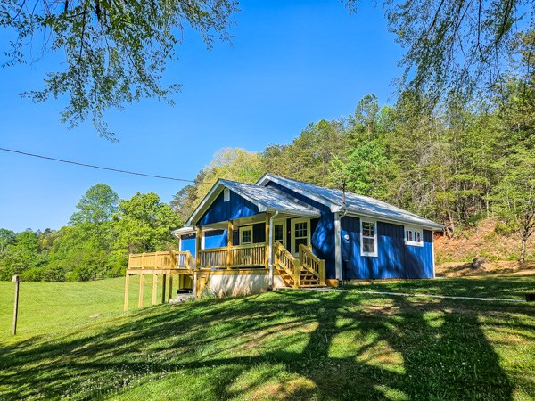 147 Weaver Creek Road Blue Ridge, GA 30513 - Photo 5 of 37