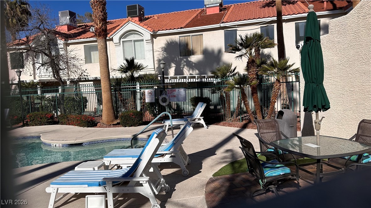 5252 Island Chain Road Las Vegas, NV 89118 - Photo 45 of 45 Community pool