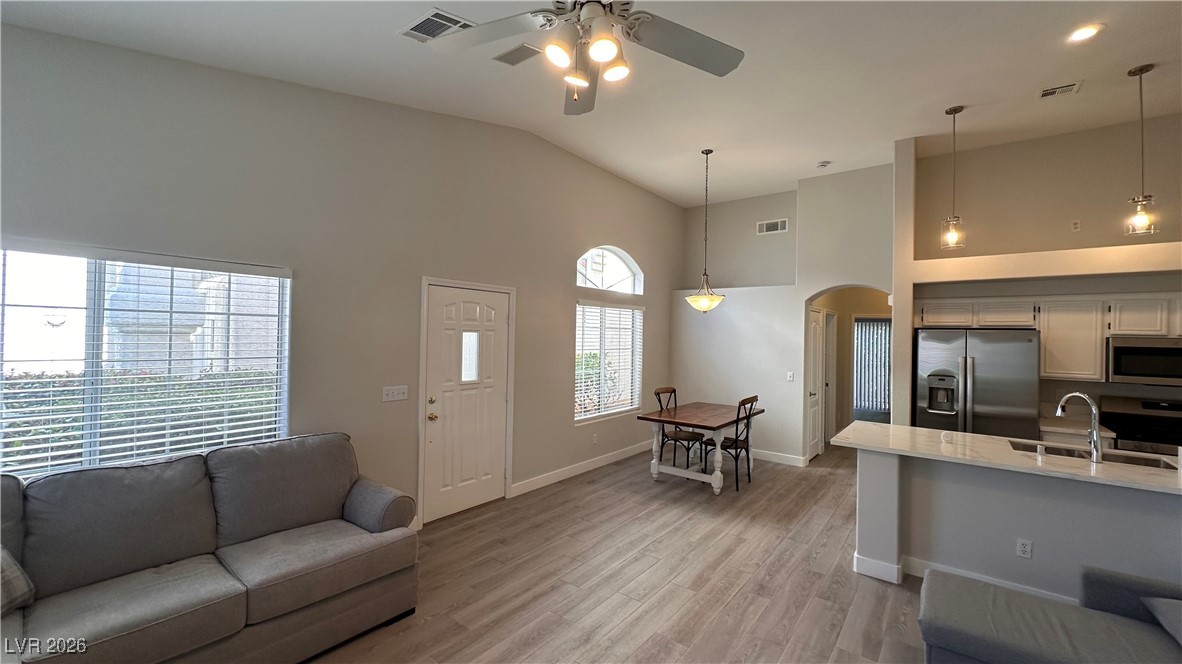 5252 Island Chain Road Las Vegas, NV 89118 - Photo 9 of 45