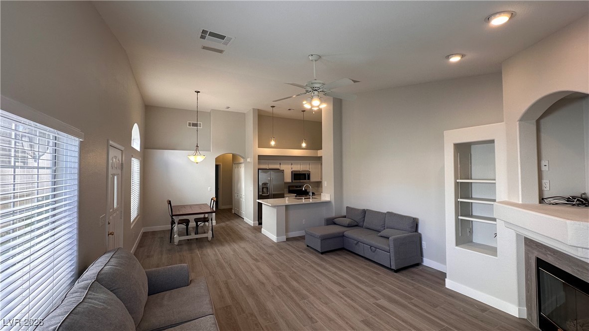 5252 Island Chain Road Las Vegas, NV 89118 - Photo 10 of 45