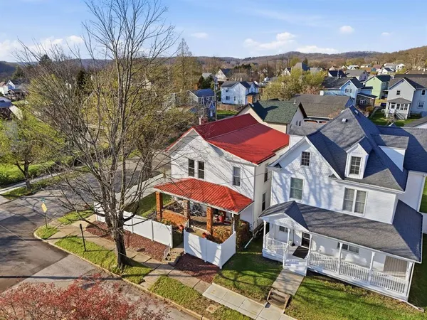 $154,900 | 201 Floral Avenue, Leechburg, PA 15656