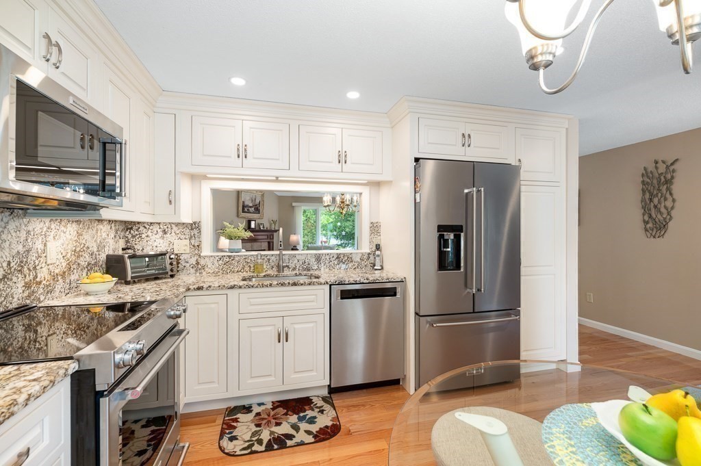 95 Village Post Road, Unit 95 Danvers, MA 01923 - Photo 5 of 34