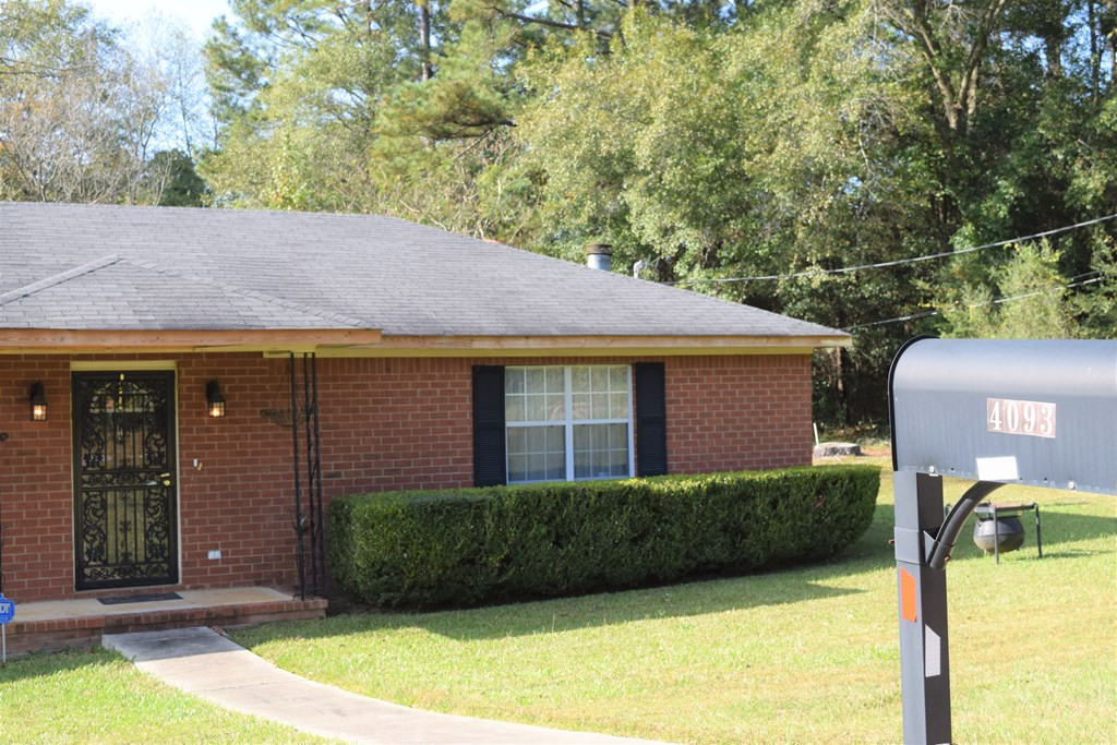 4093 English Road Hephzibah, GA 30815 - Photo 3 of 28