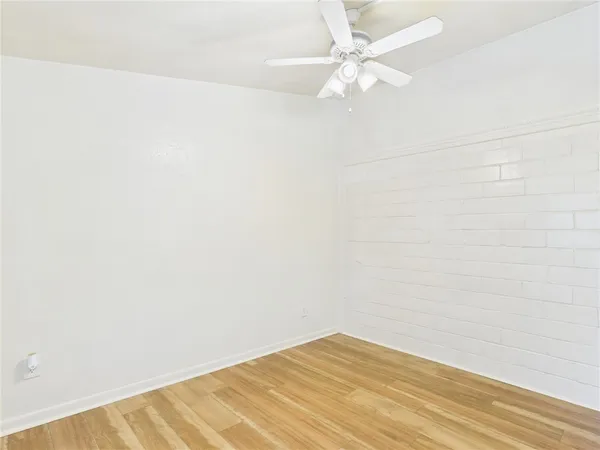 $1,000 | 7070 Tabor, Bryan, TX 77808