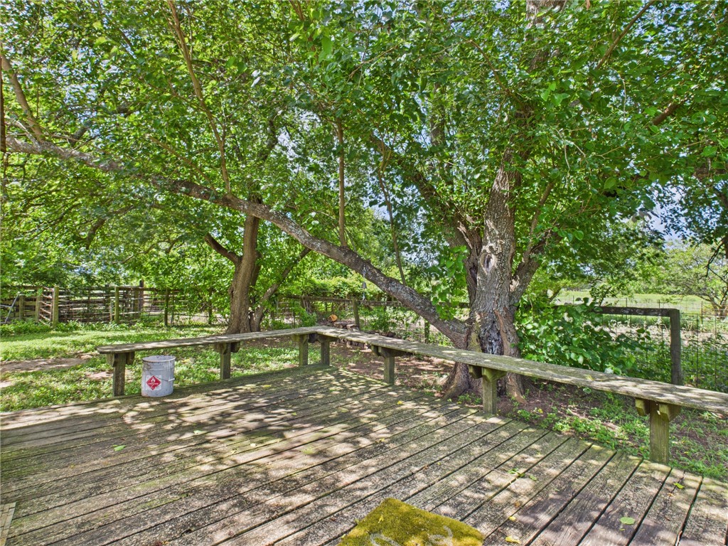 7070 Tabor Bryan, TX 77808 - Photo 17 of 18