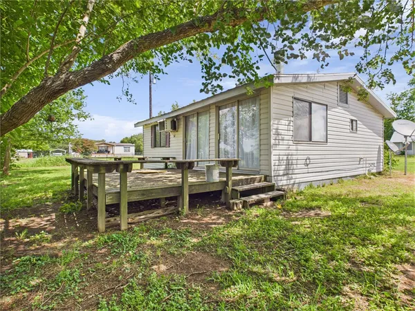 $1,000 | 7070 Tabor, Bryan, TX 77808