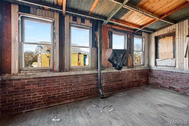 $350,000 | 1827 South Compton Avenue, St. Louis, MO 63104