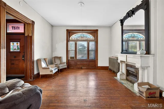 $350,000 | 1827 South Compton Avenue, St. Louis, MO 63104