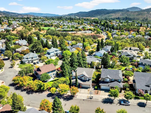 $1,050,000 | 5794 Owl Hill Avenue, Santa Rosa, CA 95409