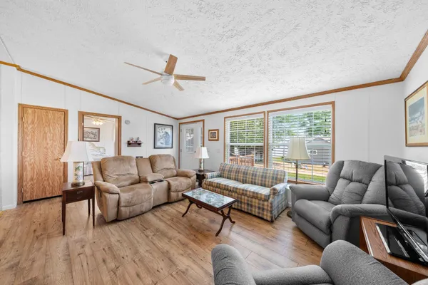 $295,000 | 61738 Lakeview Court, Cassopolis, MI 49031