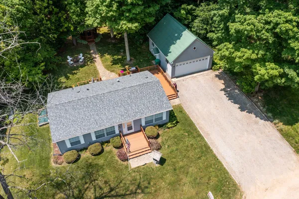 $295,000 | 61738 Lakeview Court, Cassopolis, MI 49031