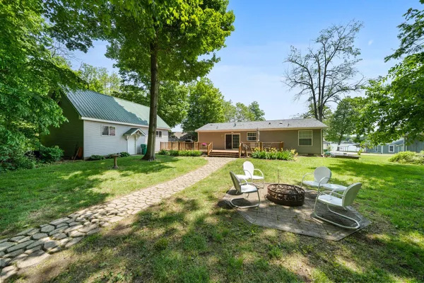 $295,000 | 61738 Lakeview Court, Cassopolis, MI 49031
