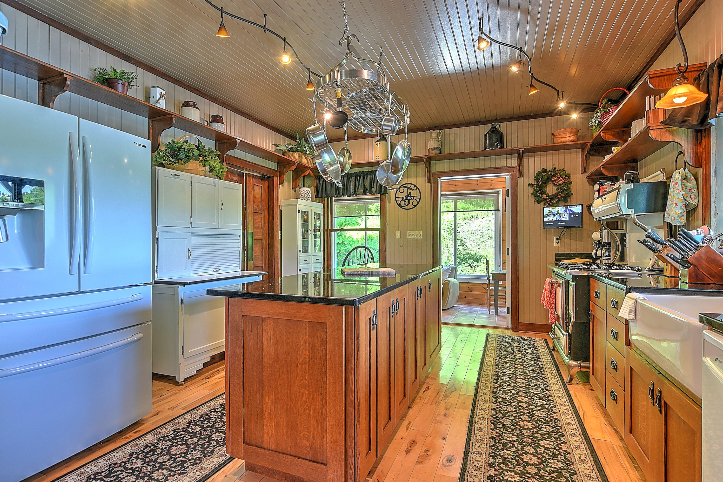 127 Culver Place Butler, TN 37640 - Photo 11 of 40 011_Culver127