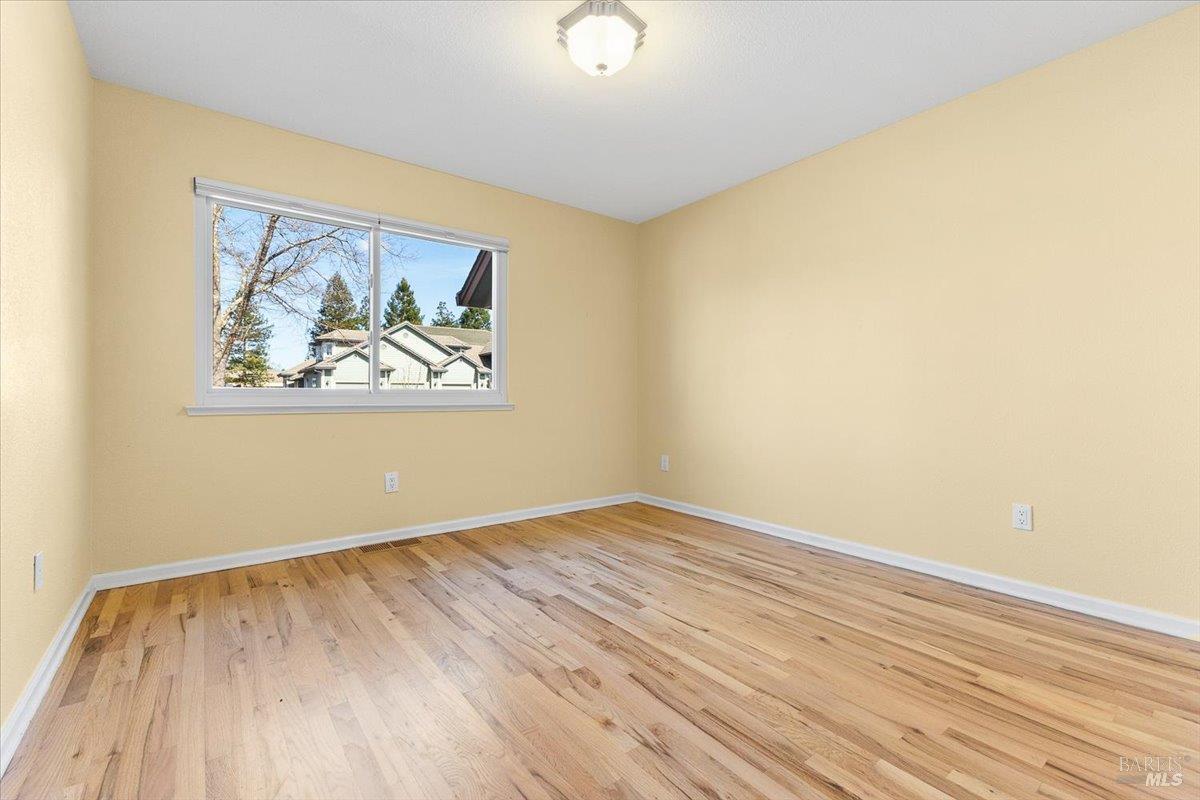 2573 Greenvale Lane Santa Rosa, CA 95401 - Photo 35 of 71