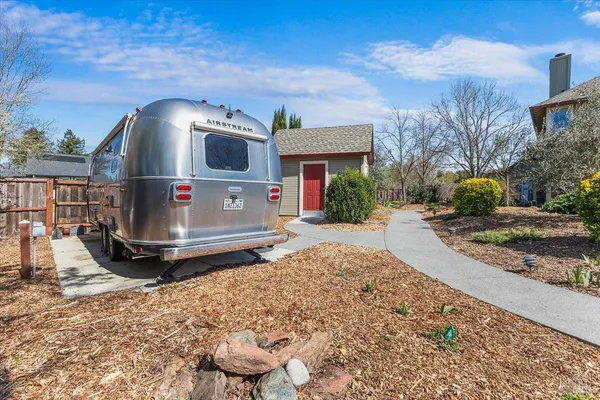 $1,495,000 | 2573 Greenvale Lane, Santa Rosa, CA 95401