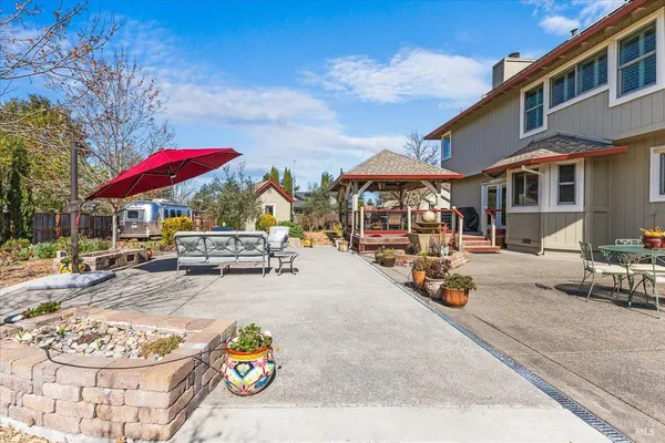 $1,495,000 | 2573 Greenvale Lane, Santa Rosa, CA 95401