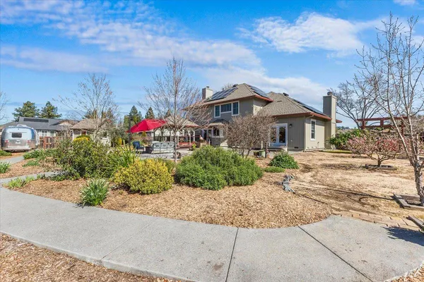 $1,495,000 | 2573 Greenvale Lane, Santa Rosa, CA 95401