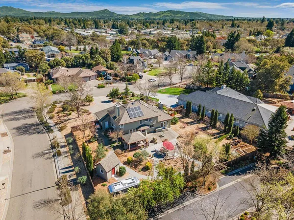 $1,495,000 | 2573 Greenvale Lane, Santa Rosa, CA 95401