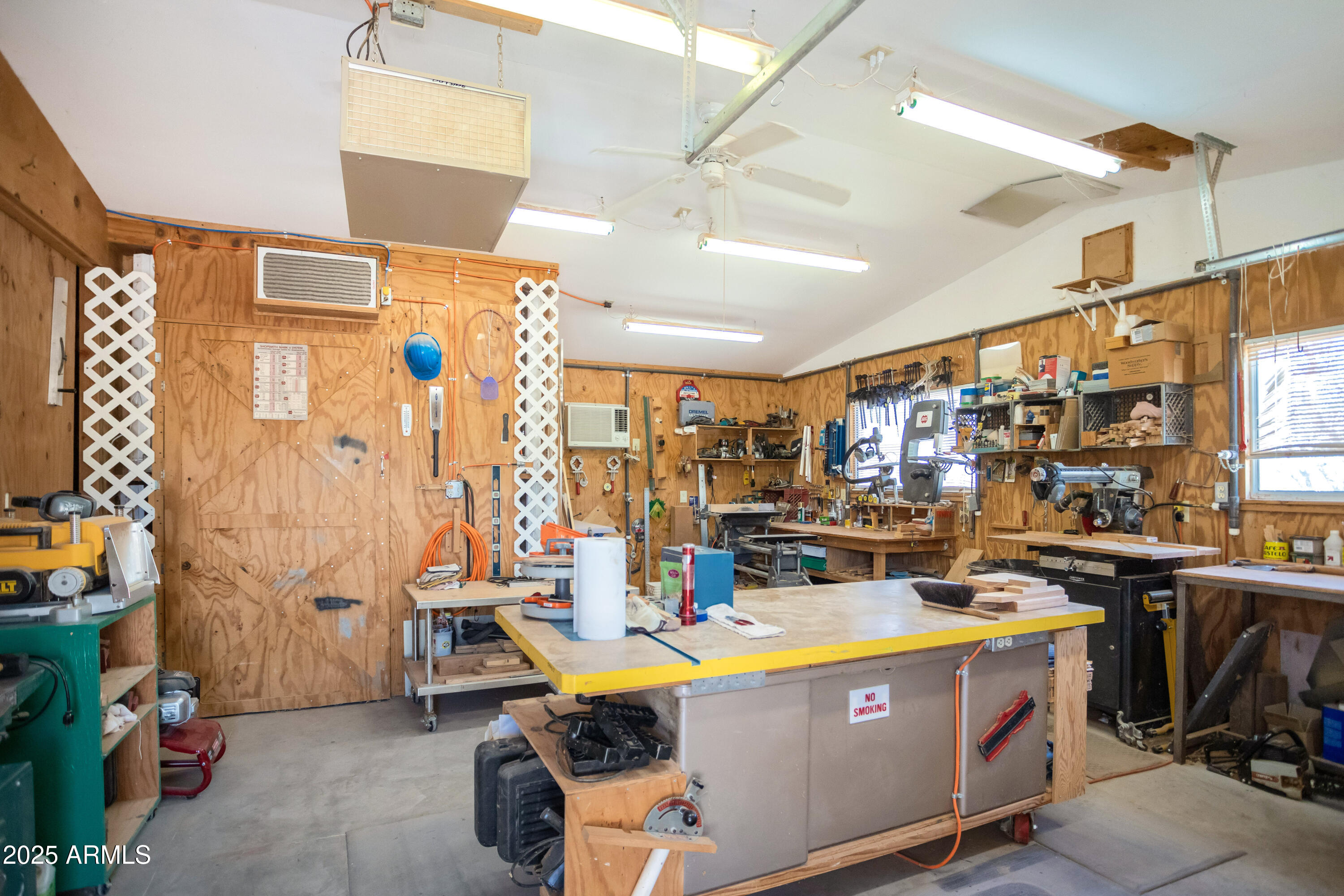 6760 South Y Lightning Ranch Road Hereford, AZ 85615 - Photo 34 of 46 Wood Working Shop