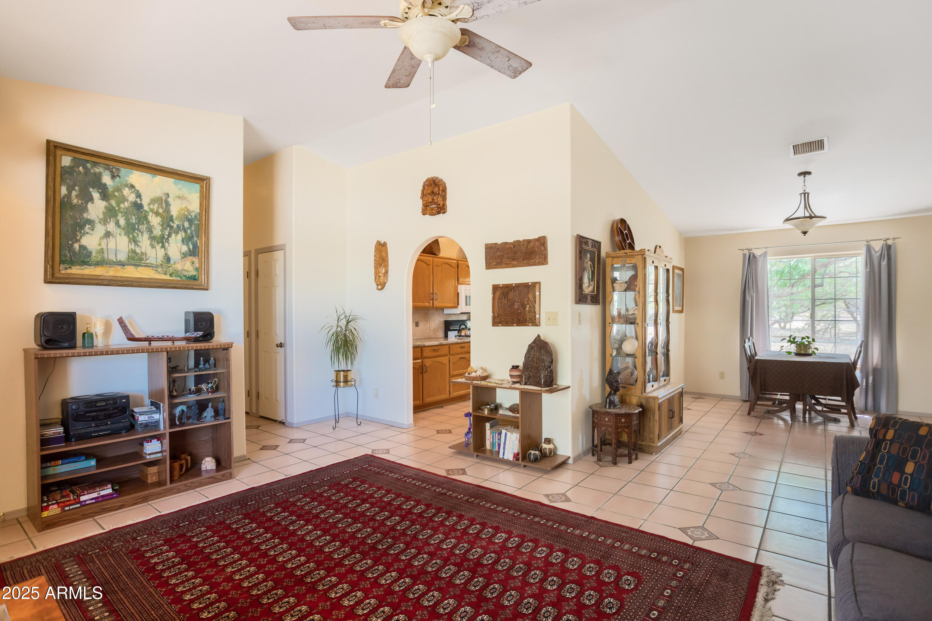 6760 South Y Lightning Ranch Road Hereford, AZ 85615 - Photo 8 of 46 Living Room
