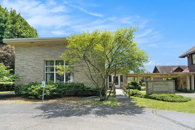 $299,900 | 286 Capital Avenue Northeast, Battle Creek, MI 49017