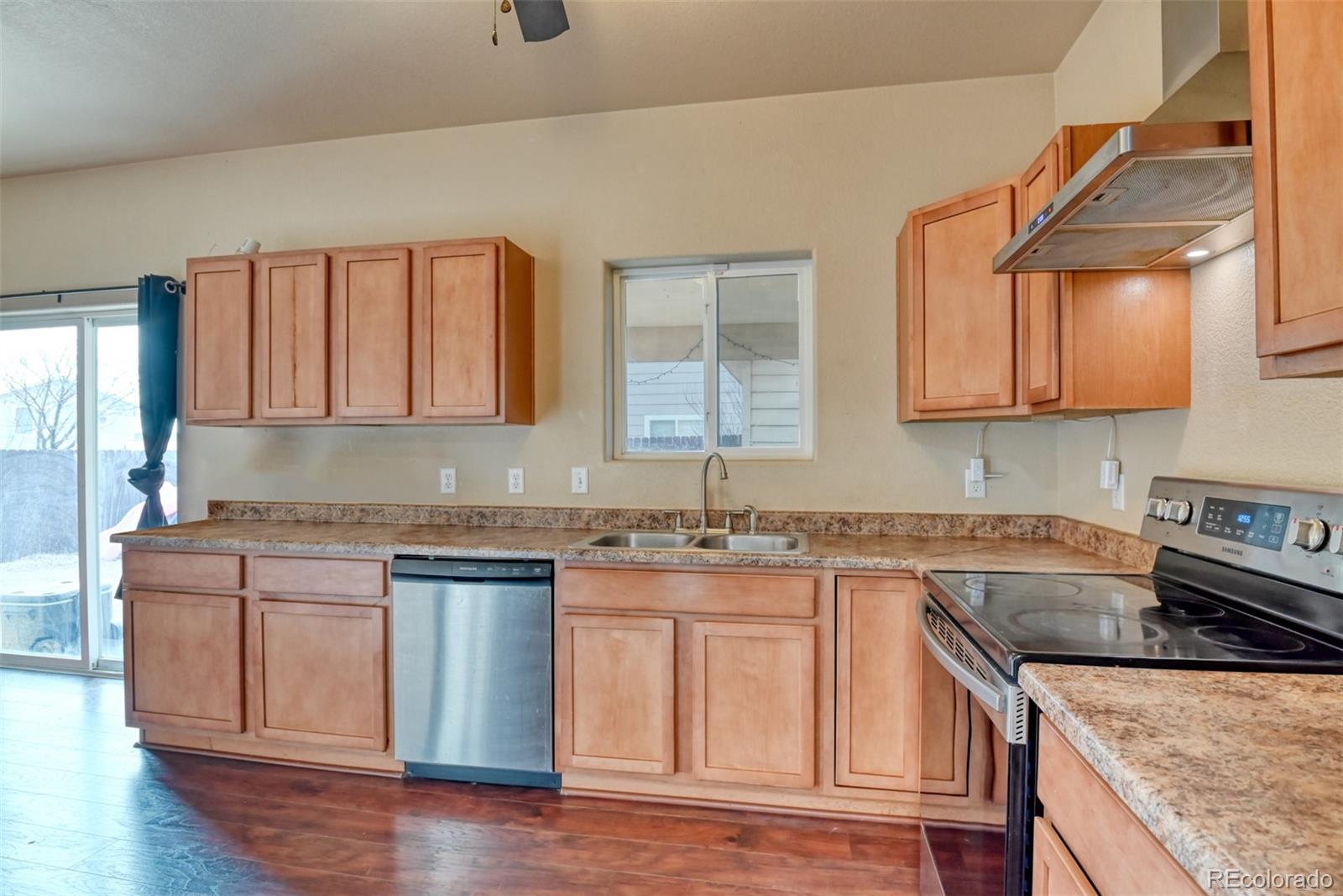 5101 Goldking Road Pueblo, CO 81008 - Photo 4 of 39