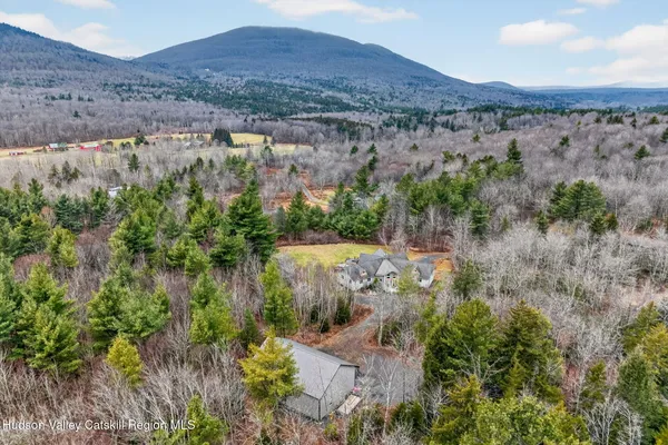 $1,299,000 | 100 Wilderness Dr Exd, East Jewett, NY 12424