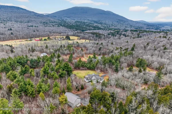 $1,299,000 | 100 Wilderness Dr Exd, East Jewett, NY 12424