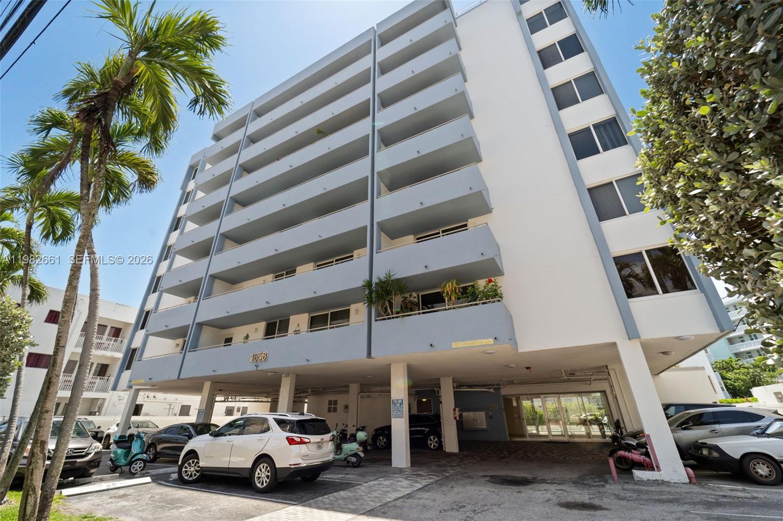 1658 Bay Road, Unit 703 Miami Beach, FL 33139 - Photo 13 of 14