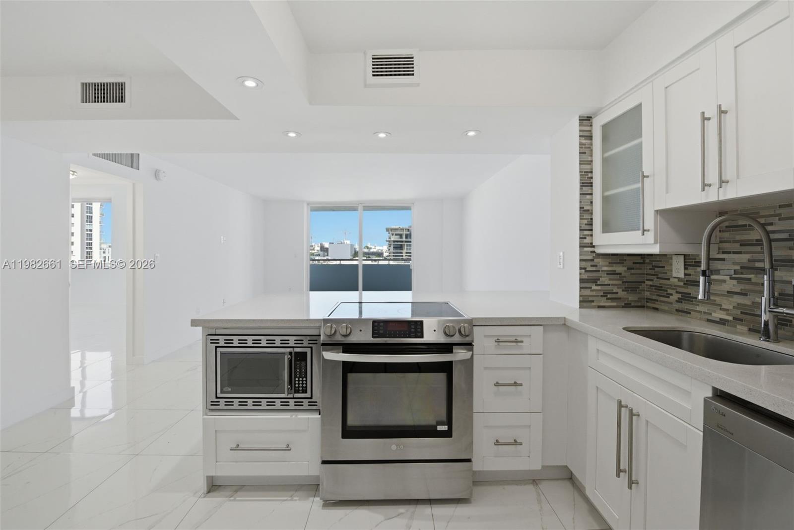 1658 Bay Road, Unit 703 Miami Beach, FL 33139 - Photo 3 of 14