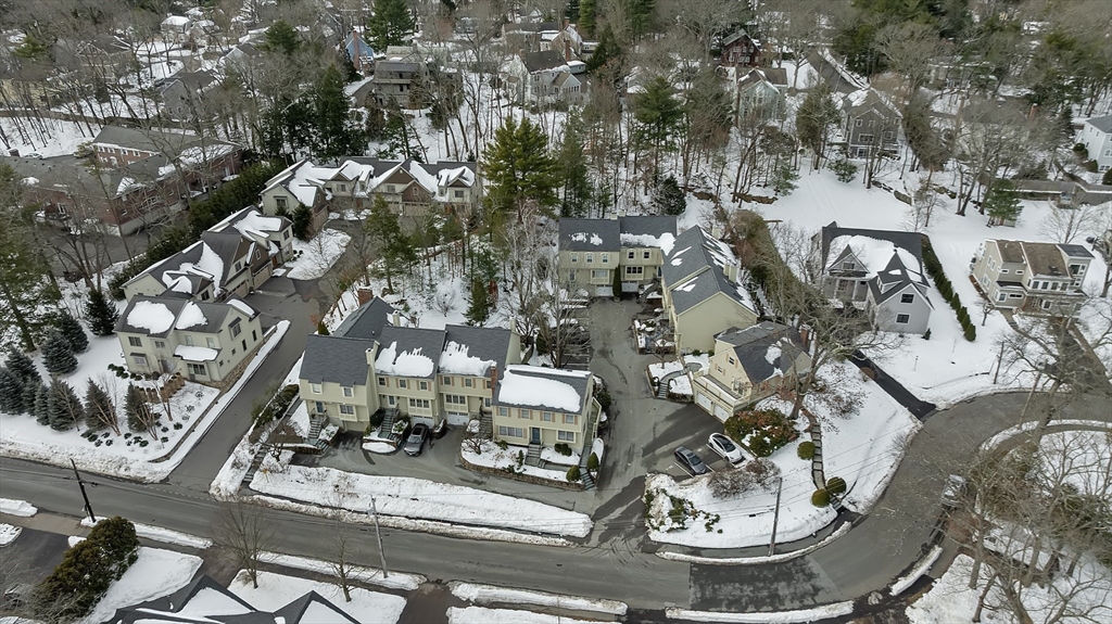 34 Pleasant Street, Unit 5 Wellesley, MA 02482 - Photo 24 of 31 a close view of light house