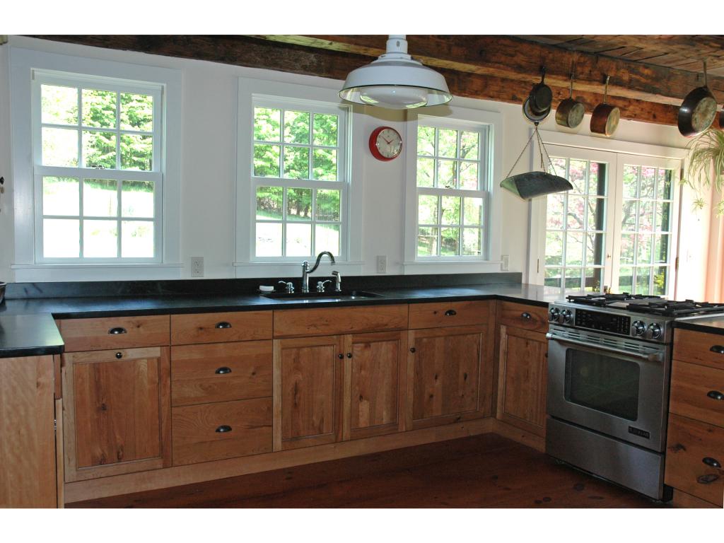 930 Brazier Road East Montpelier, VT 05602 - Photo 4 of 36 Gallery Image 4