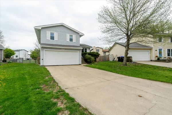 $227,500 | 1315 Bancroft Drive, Bloomington, IL 61704
