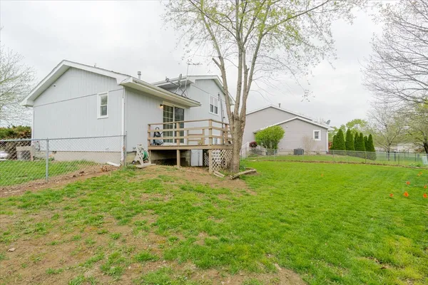 $227,500 | 1315 Bancroft Drive, Bloomington, IL 61704