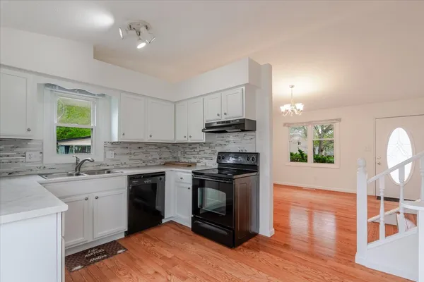 $227,500 | 1315 Bancroft Drive, Bloomington, IL 61704