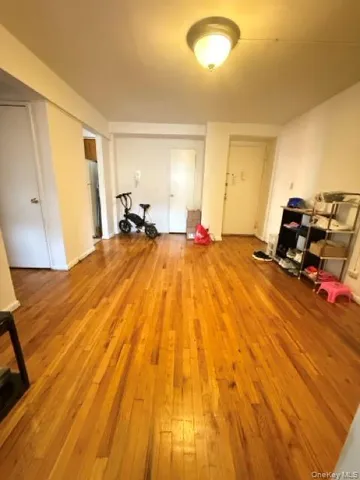 a bed room with a bed