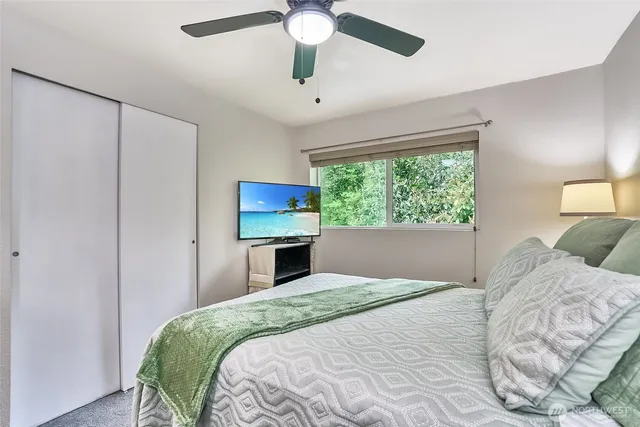 $372,500 | 10822 Southeast 260th Street, Unit 2 B1, Kent, WA 98030