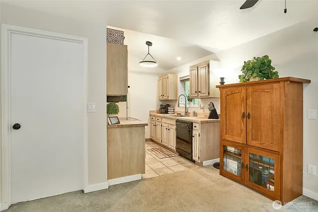 $372,500 | 10822 Southeast 260th Street, Unit 2 B1, Kent, WA 98030