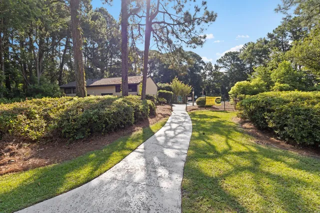 $390,000 | 151 Gleneagles Drive, Niceville, FL 32578