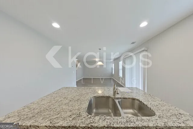 a close view of sink and tap