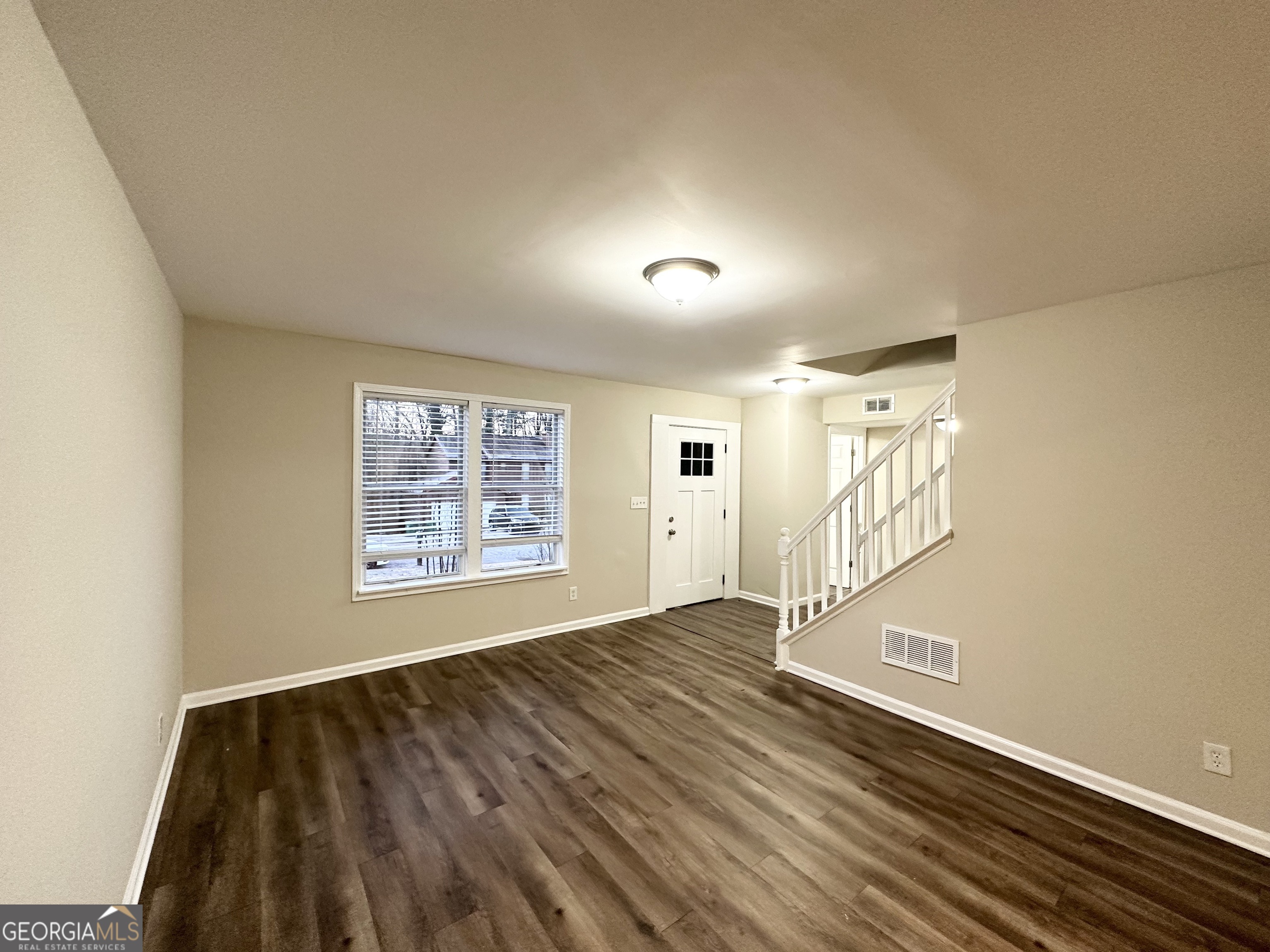 3880 Springleaf Court Stone Mountain, GA 30083 - Photo 4 of 16