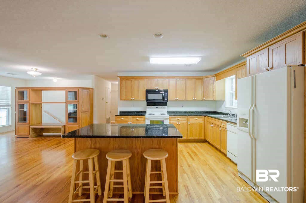 7843 Celeste Road Saraland, AL 36571 - Photo 5 of 23