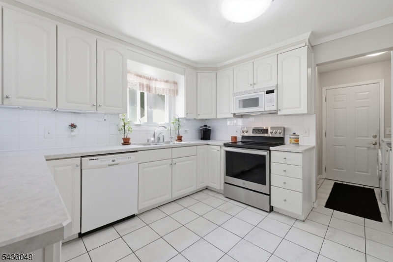 76 Marble Hill Road Great Meadows, NJ 07838 - Photo 12 of 36