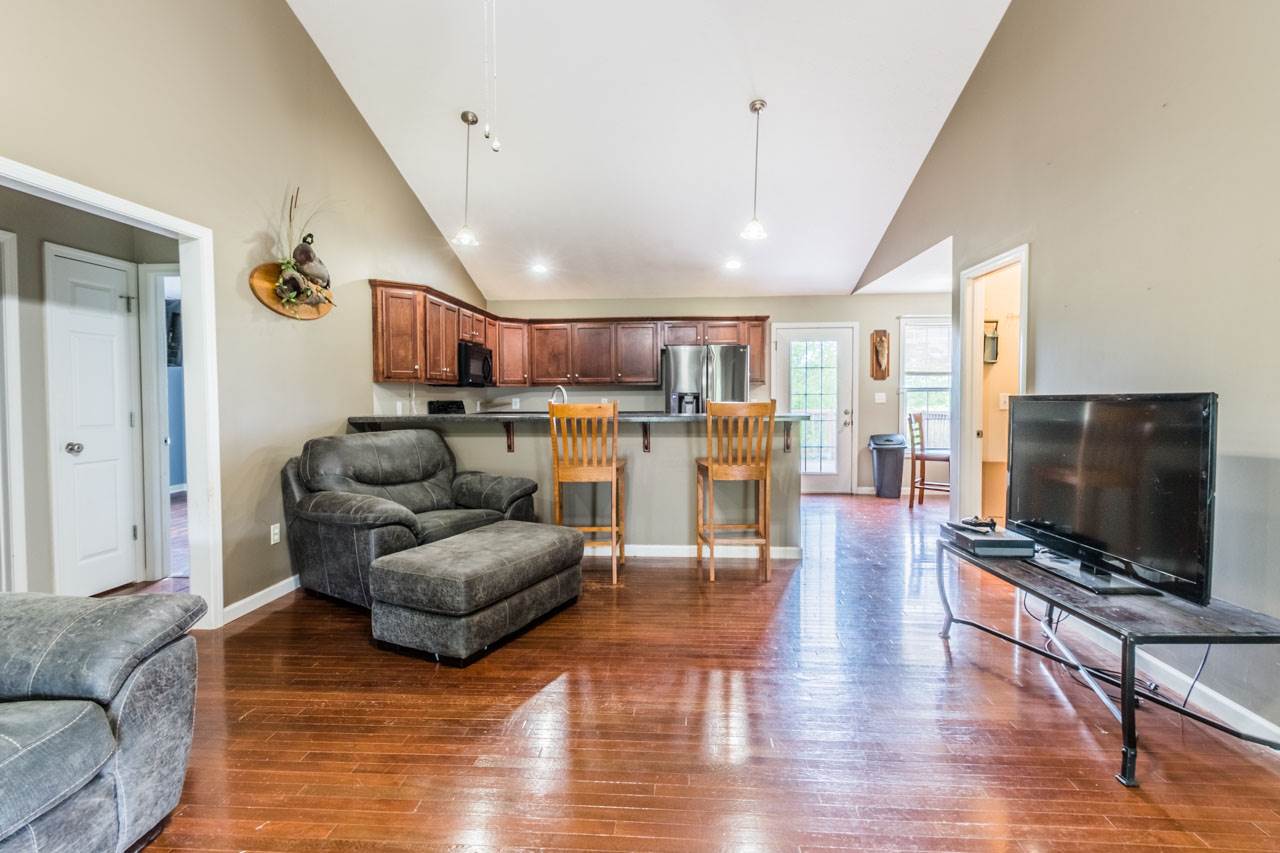 214 Aston Appling Road Auburn, KY 42206 - Photo 17 of 31 Gallery Image 17