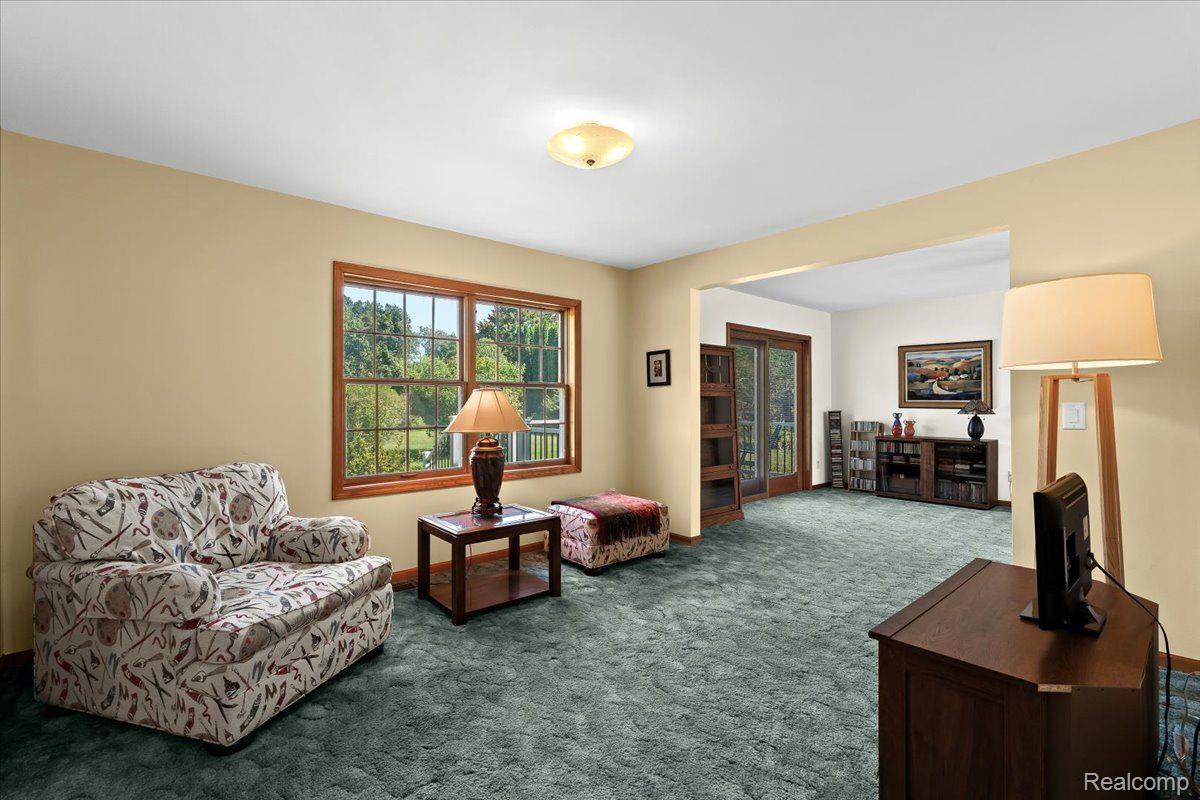 2198 Argentine Road Howell, MI 48855 - Photo 8 of 39 2198 Argentine Rd