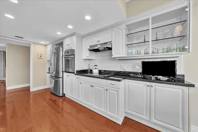 $1,500,000 | 3390 South Ocean Boulevard, Unit 201, Palm Beach, FL 33480